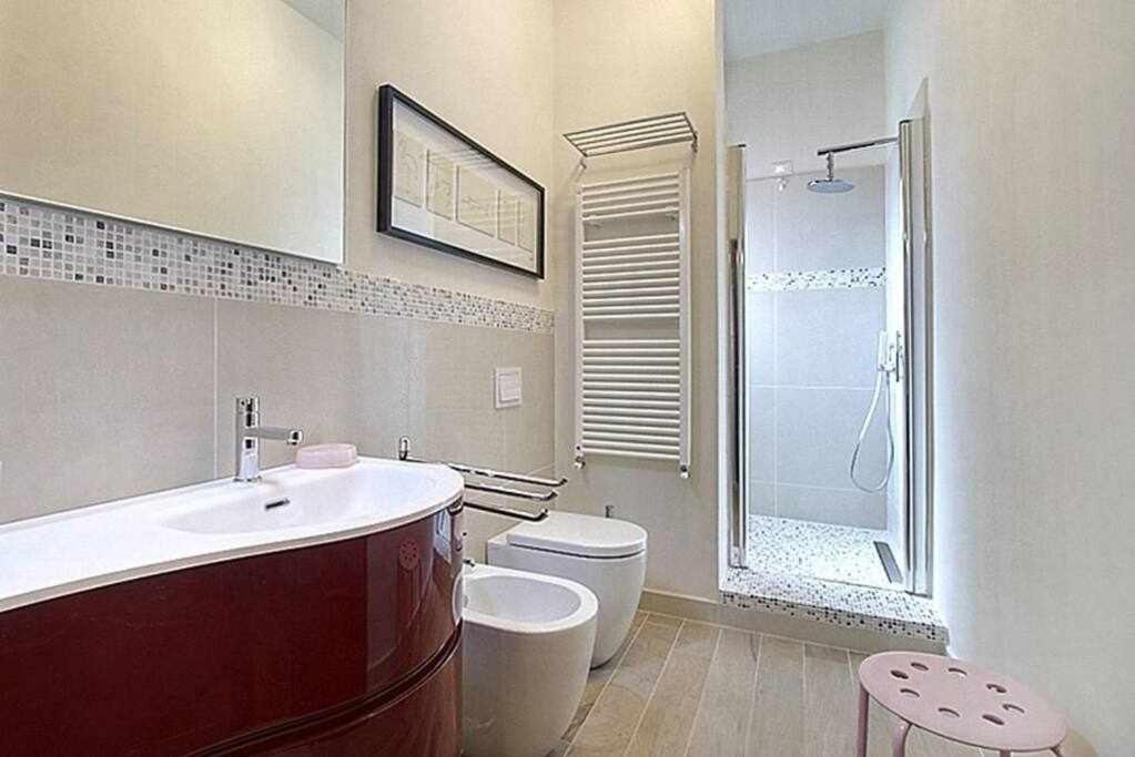 Frati Bigi With Two Bedrooms And Parking Firenze