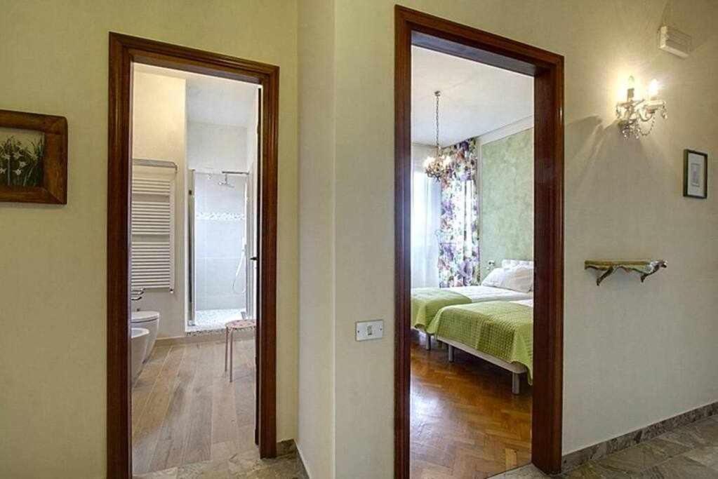 Frati Bigi With Two Bedrooms And Parking Appartamento Firenze