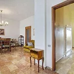 Frati Bigi With Two Bedrooms And Parking