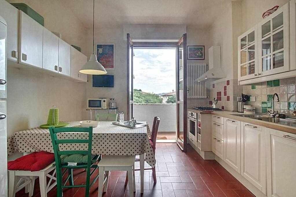 Frati Bigi With Two Bedrooms And Parking Appartamento Firenze